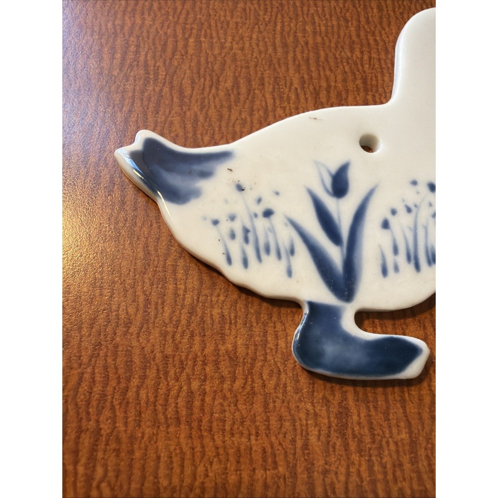 Vintage Set Of 2 Russ Berrie Porcelain Country Blue White Ornament Floral Ducks - Picture 4 of 6